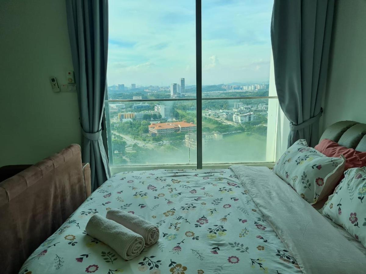 Sweet Homes At Cybersquare Cyberjaya Exterior photo