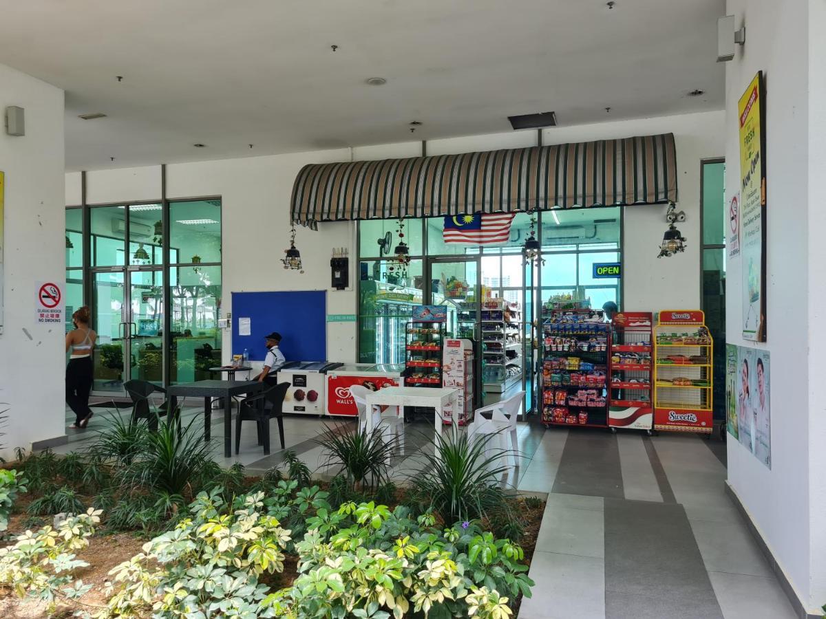 Sweet Homes At Cybersquare Cyberjaya Exterior photo